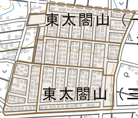 東太閤山とその周辺の地図。町の範囲を重ねている