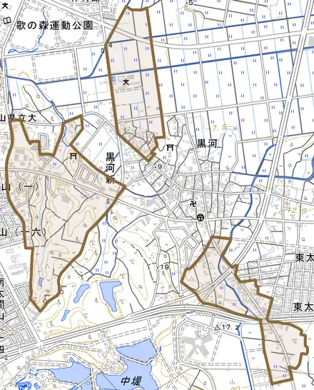 黒河新とその周辺の地図。町の範囲を重ねている