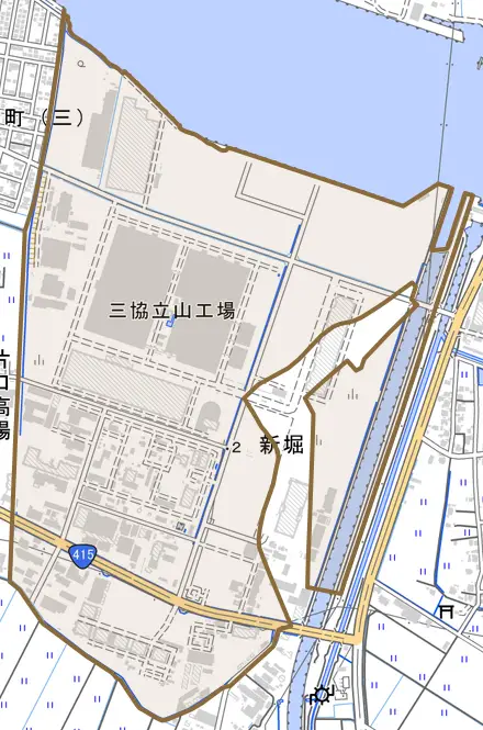 新堀とその周辺の地図。町の範囲を重ねている