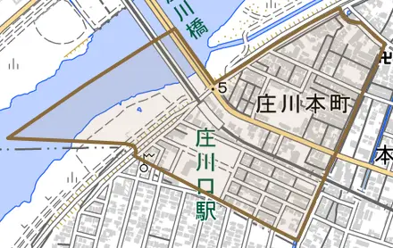 庄川本町とその周辺の地図。町の範囲を重ねている