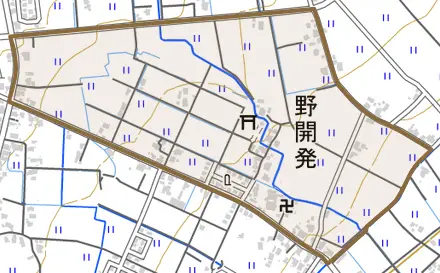 野開発とその周辺の地図。町の範囲を重ねている