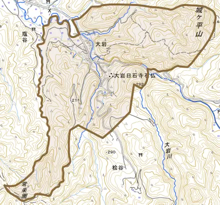 大岩とその周辺の地図。町の範囲を重ねている