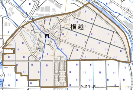 横越とその周辺の地図。町の範囲を重ねている
