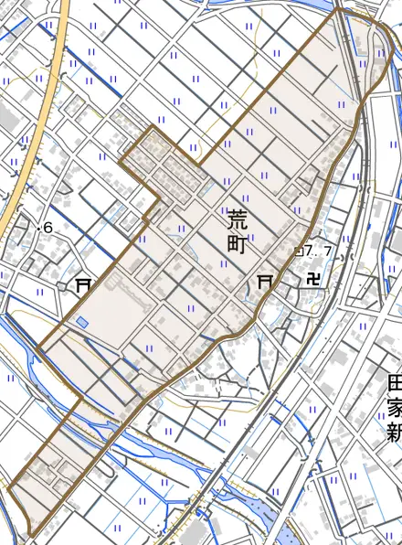 荒町とその周辺の地図。町の範囲を重ねている