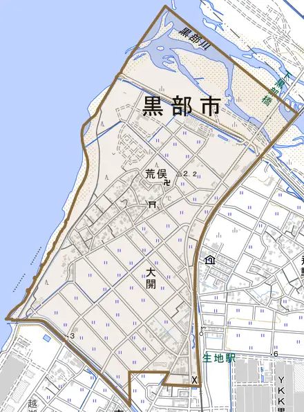 荒俣とその周辺の地図。町の範囲を重ねている