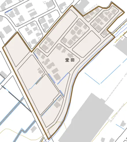 堂田とその周辺の地図。町の範囲を重ねている