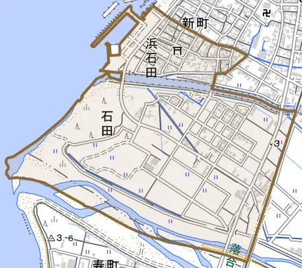 浜石田とその周辺の地図。町の範囲を重ねている