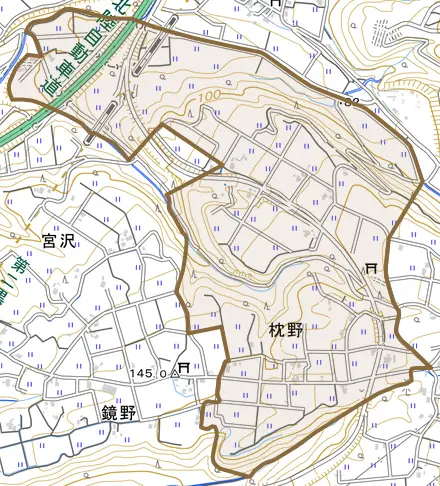 宮沢とその周辺の地図。町の範囲を重ねている