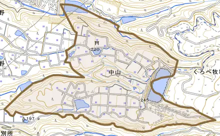 中山とその周辺の地図。町の範囲を重ねている