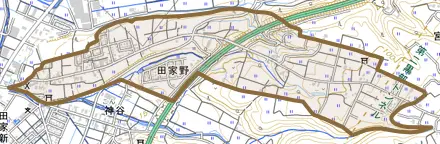 田家野とその周辺の地図。町の範囲を重ねている