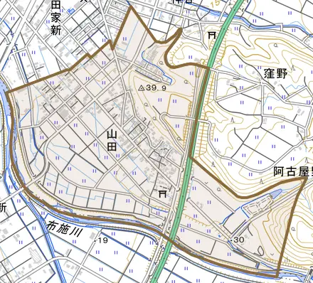 山田とその周辺の地図。町の範囲を重ねている