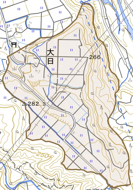 大日とその周辺の地図。町の範囲を重ねている