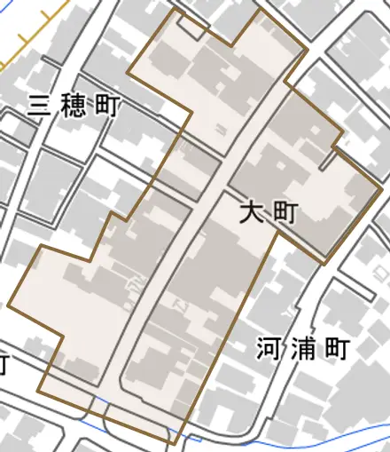 大町とその周辺の地図。町の範囲を重ねている