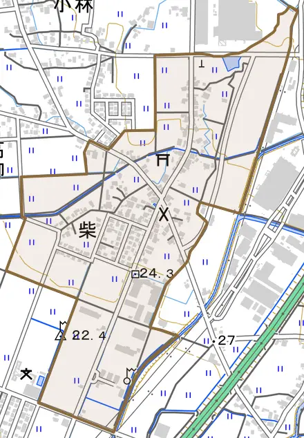 柴とその周辺の地図。町の範囲を重ねている