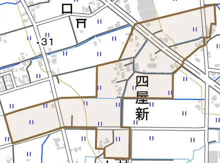 四屋新とその周辺の地図。町の範囲を重ねている