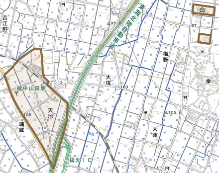 天池とその周辺の地図。町の範囲を重ねている