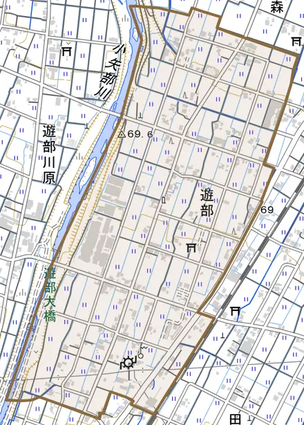 遊部とその周辺の地図。町の範囲を重ねている