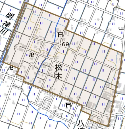 松木とその周辺の地図。町の範囲を重ねている