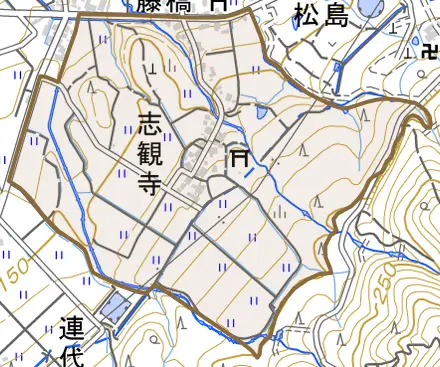 志観寺とその周辺の地図。町の範囲を重ねている