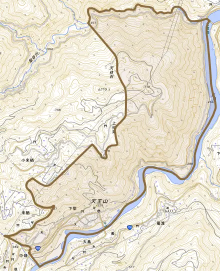下梨とその周辺の地図。町の範囲を重ねている