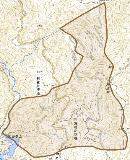 利賀村北豆谷とその周辺の地図。町の範囲を重ねている