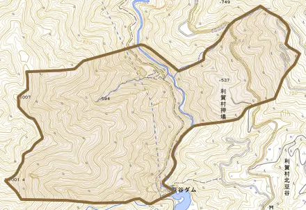 利賀村押場とその周辺の地図。町の範囲を重ねている