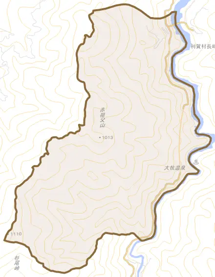利賀村栃原とその周辺の地図。町の範囲を重ねている