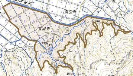 東城寺とその周辺の地図。町の範囲を重ねている