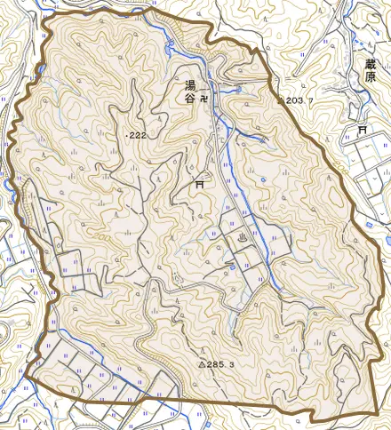湯谷とその周辺の地図。町の範囲を重ねている