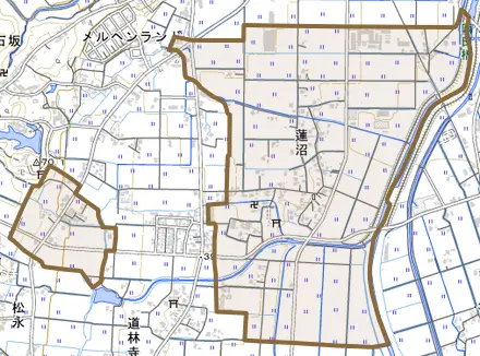 蓮沼とその周辺の地図。町の範囲を重ねている