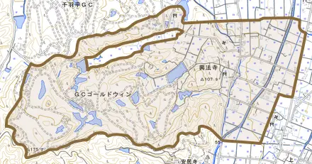 興法寺とその周辺の地図。町の範囲を重ねている
