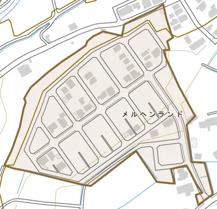 メルヘンランドとその周辺の地図。町の範囲を重ねている