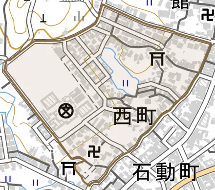 西町とその周辺の地図。町の範囲を重ねている