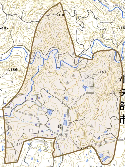峠とその周辺の地図。町の範囲を重ねている