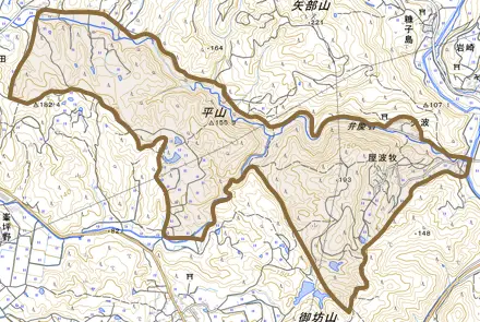 屋波牧とその周辺の地図。町の範囲を重ねている
