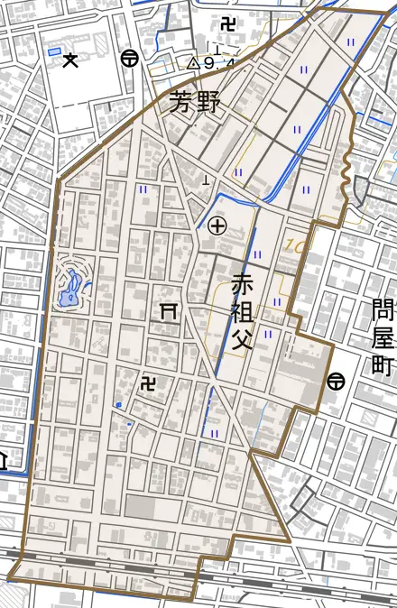 赤祖父とその周辺の地図。町の範囲を重ねている