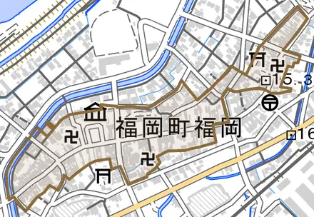 福岡町福岡とその周辺の地図。町の範囲を重ねている