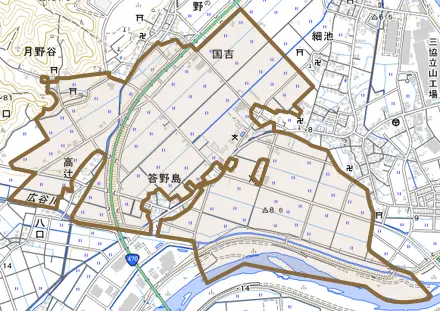 国吉とその周辺の地図。町の範囲を重ねている