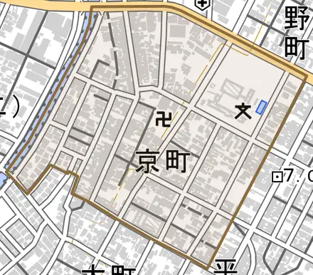 京町とその周辺の地図。町の範囲を重ねている