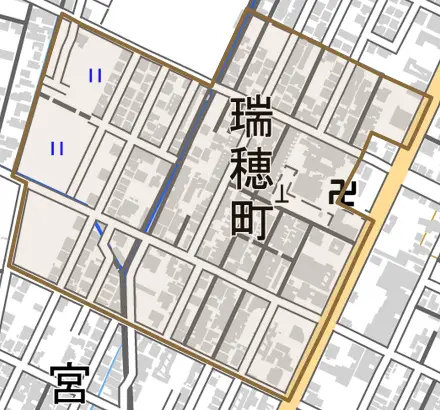 瑞穂町とその周辺の地図。町の範囲を重ねている