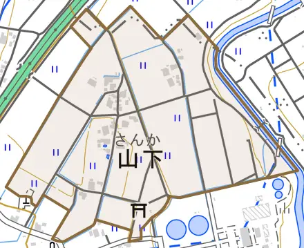 山下とその周辺の地図。町の範囲を重ねている