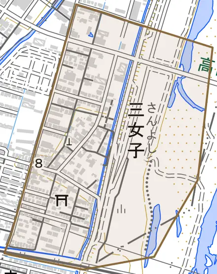 三女子とその周辺の地図。町の範囲を重ねている