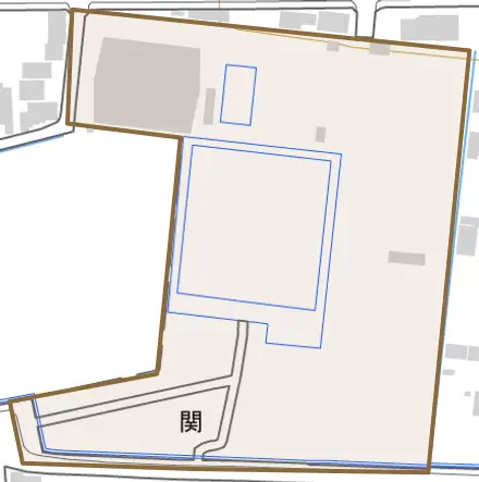 関とその周辺の地図。町の範囲を重ねている