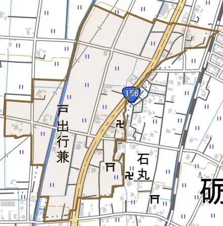 戸出行兼とその周辺の地図。町の範囲を重ねている