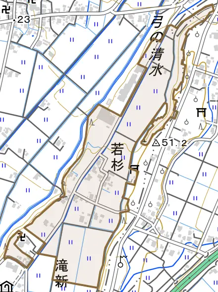 若杉とその周辺の地図。町の範囲を重ねている