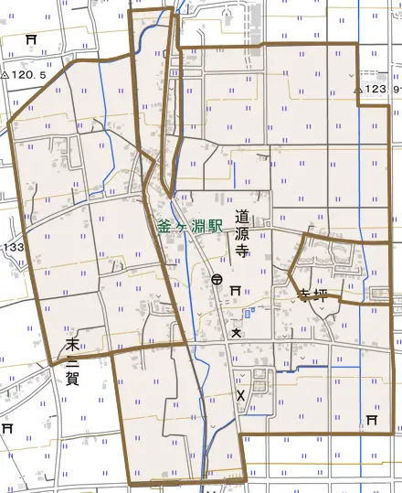 道源寺とその周辺の地図。町の範囲を重ねている