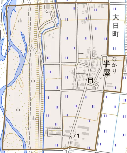 半屋とその周辺の地図。町の範囲を重ねている