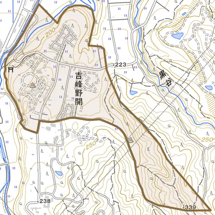 吉峰野開とその周辺の地図。町の範囲を重ねている