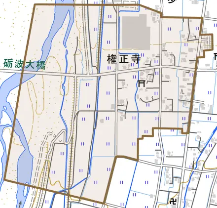 権正寺とその周辺の地図。町の範囲を重ねている