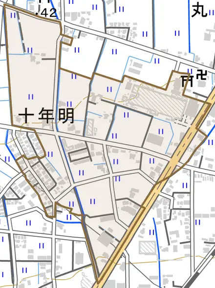 十年明とその周辺の地図。町の範囲を重ねている